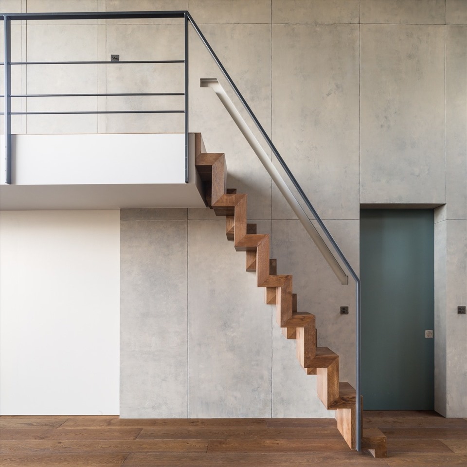 mẫu cầu thang nhà có gác lửng